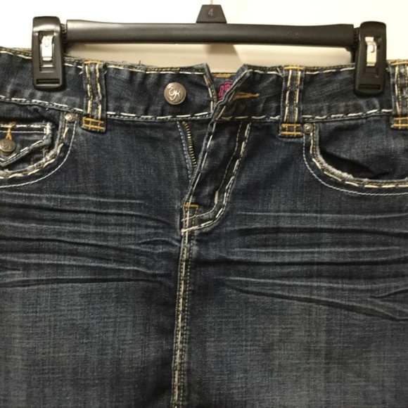 Denim mini skirt - Picture 2 of 4